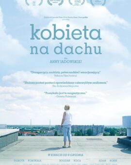 Kobieta na dachu